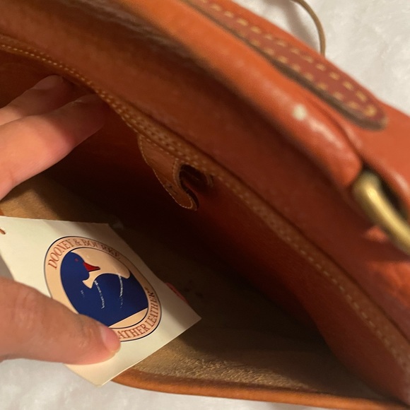 Dooney Bourke bag - Picture 7 of 16